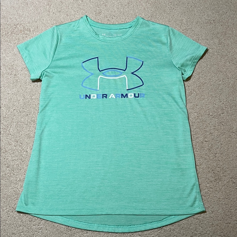 Under Armour girls green loose gear short sleeve t-shirt, large